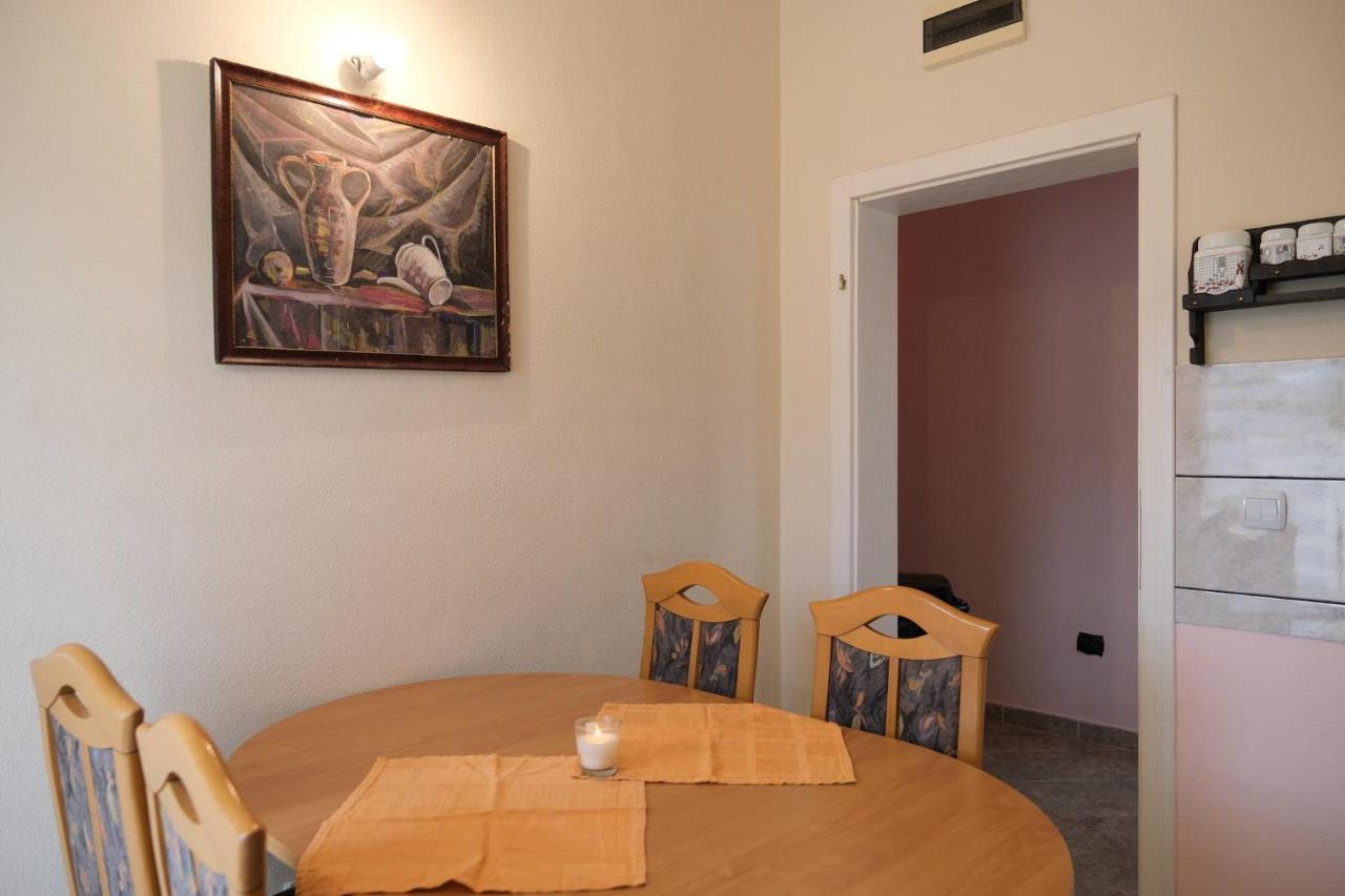 Apartments Jasmina Утьеха Экстерьер фото